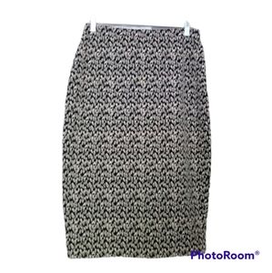 2/$20 M&S Collection black and white pattern pencil skirt